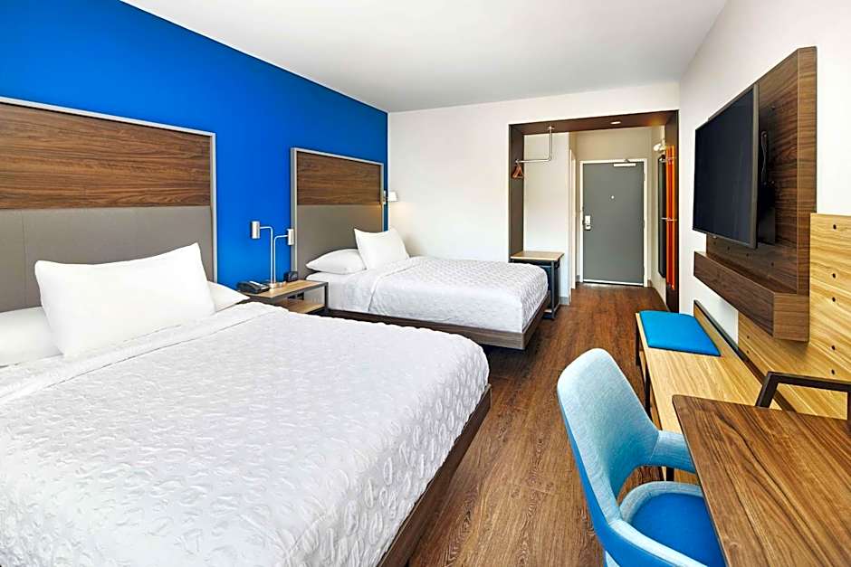 Tru by Hilton Atlanta Northlake Parkway