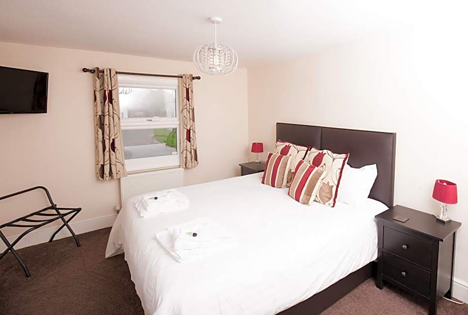 Photo 1 of 11 of Deluxe 1 Double Bed or 2 Beds