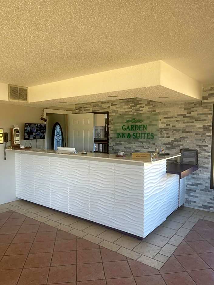 Garden Inn & Suites