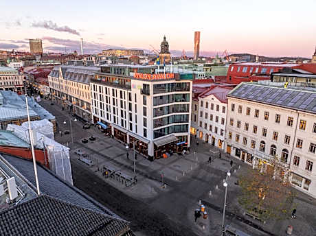 Avalon Hotel