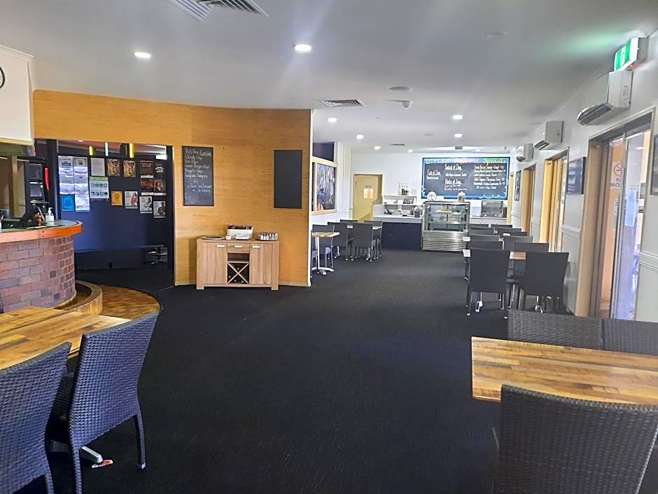 Hay Point Hotel/Motel