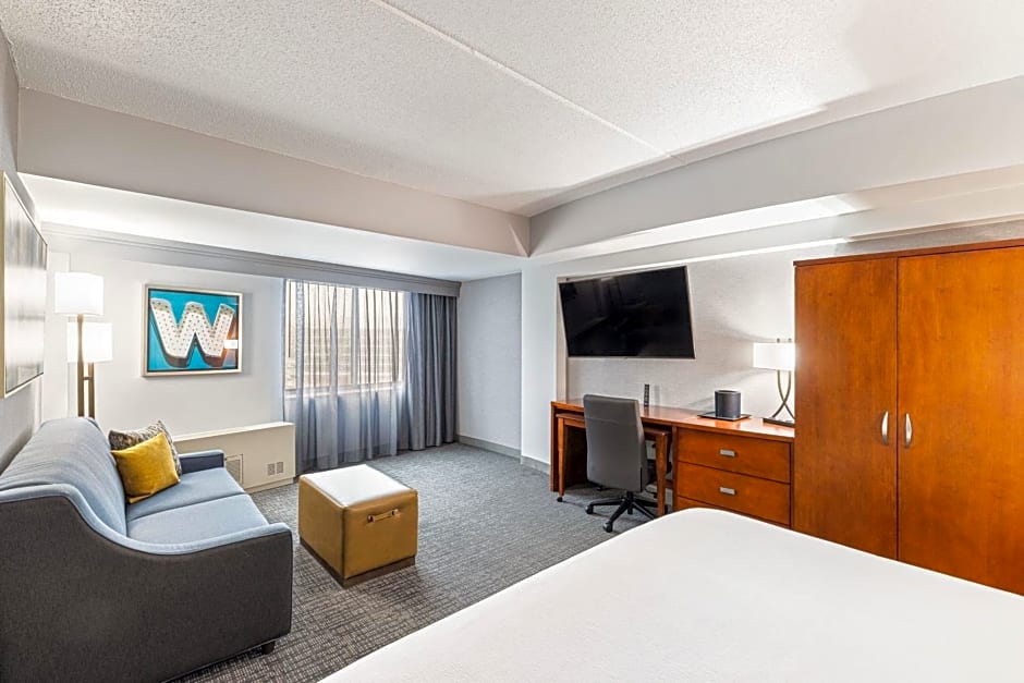 Courtyard by Marriott Boston Waltham