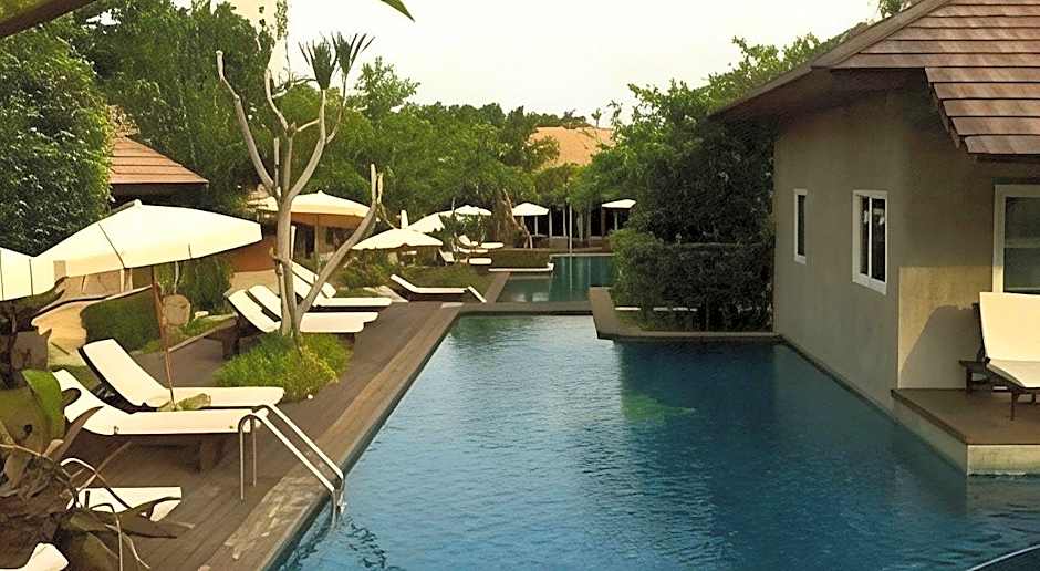 EAST SEA PARADISE HOTEL