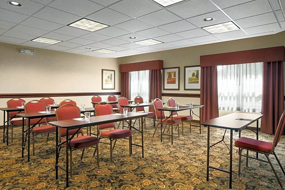 Country Inn & Suites by Radisson, Toledo South, OH