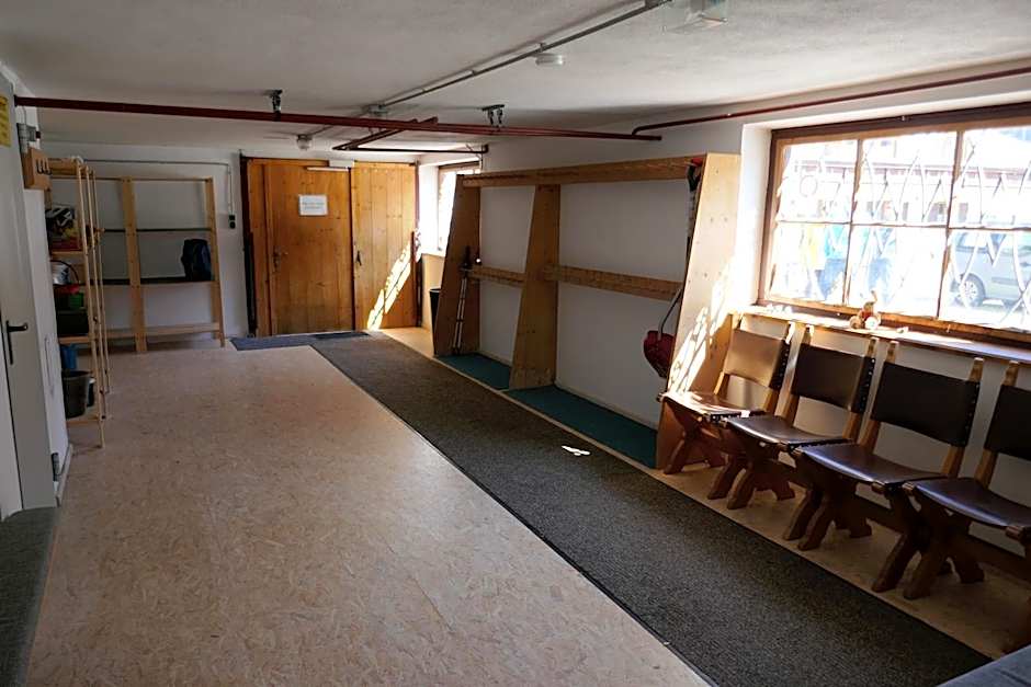 Pension & Ferienwohnungen Haus Edelweiß