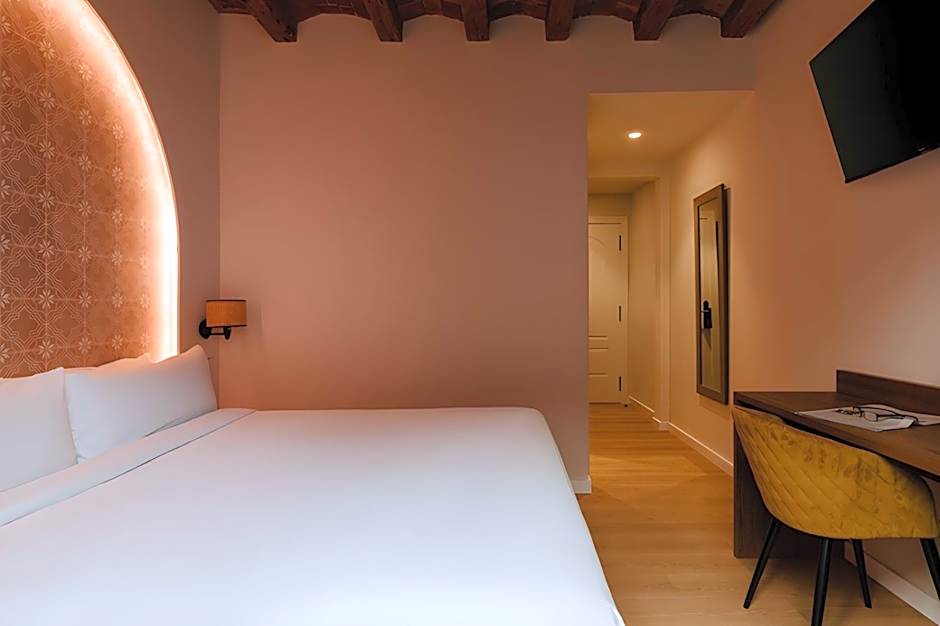 Hotel Hamsa House