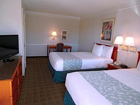 1 King Bed Mobility Accessible Room