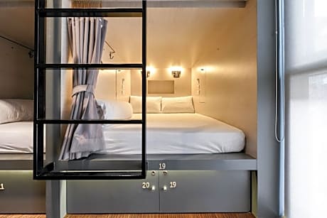 Double Bed Cube in Mixed Dormitory