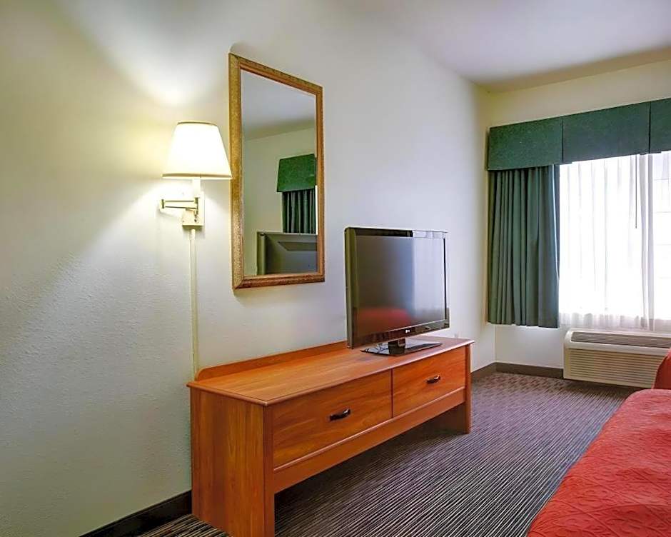 Quality Inn & Suites Austin Airport