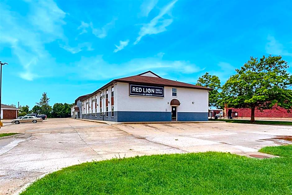 Red Lion Inn & Suites Olathe Kansas City