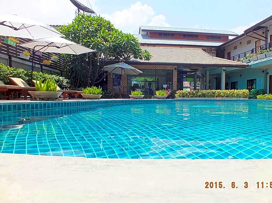 Medio de Pai Hotel