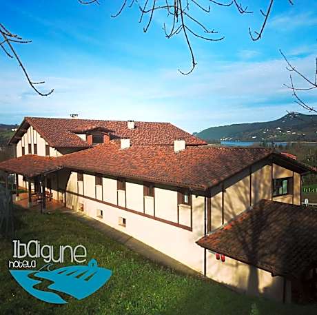 Hotel Ibaigune