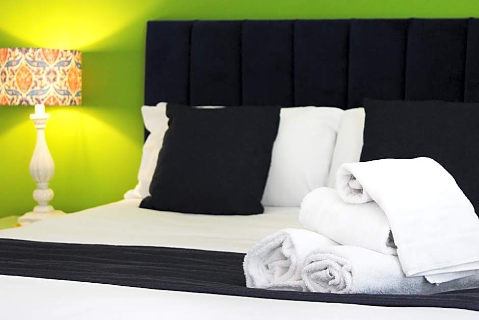 Guestling Hall Hotel