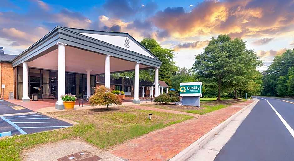 Quality Inn & Suites