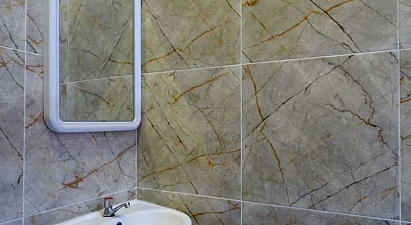 RedDoorz @ City Park Medoho Semarang