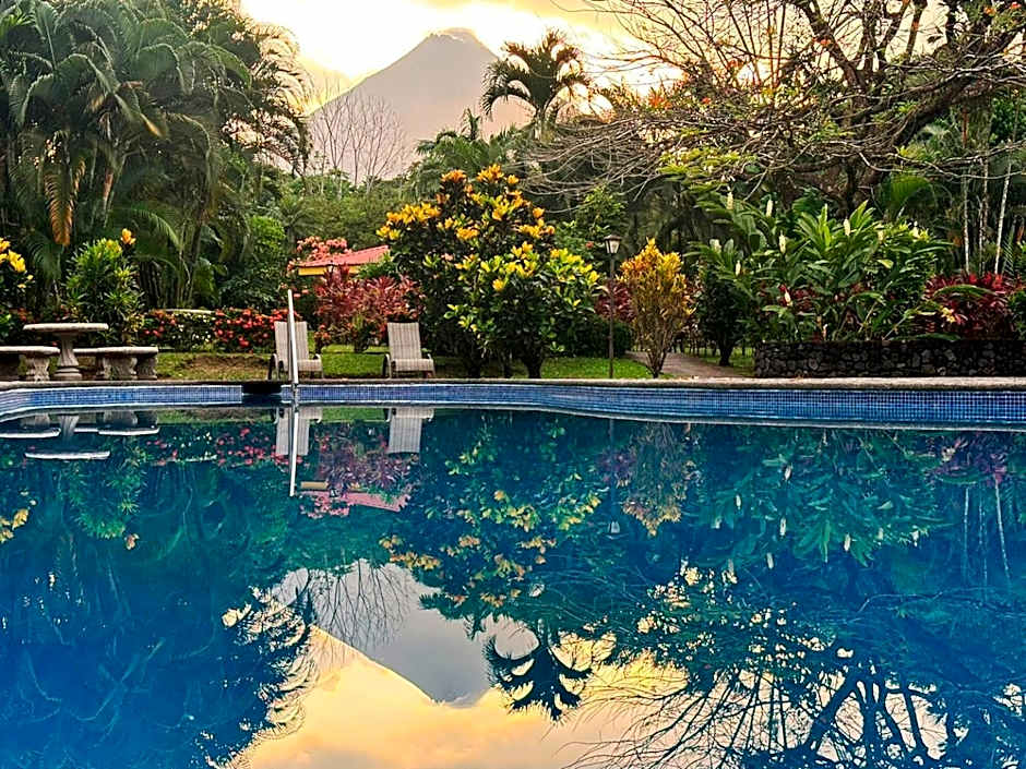 Hotel Arenal Country Inn