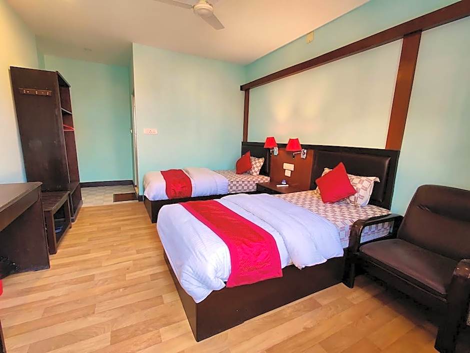 Hotel Ananda Inn