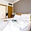 Living Place Hotel