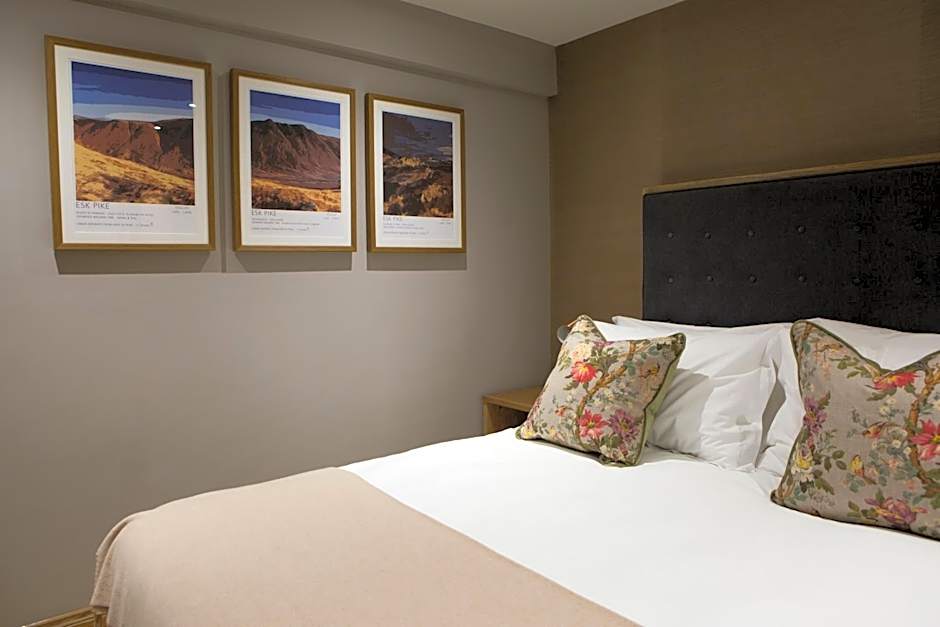 The Queen's Head Hotel