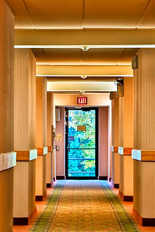 The View Inn & Suites Bethlehem / Allentown / Lehigh Airport