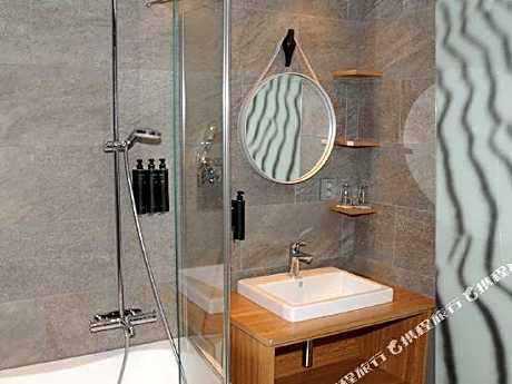 Selma Spa