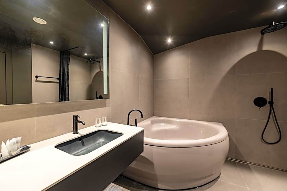 Maestro Design Hotel