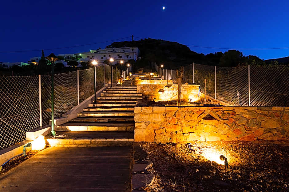 Okirroi Villas and Apts