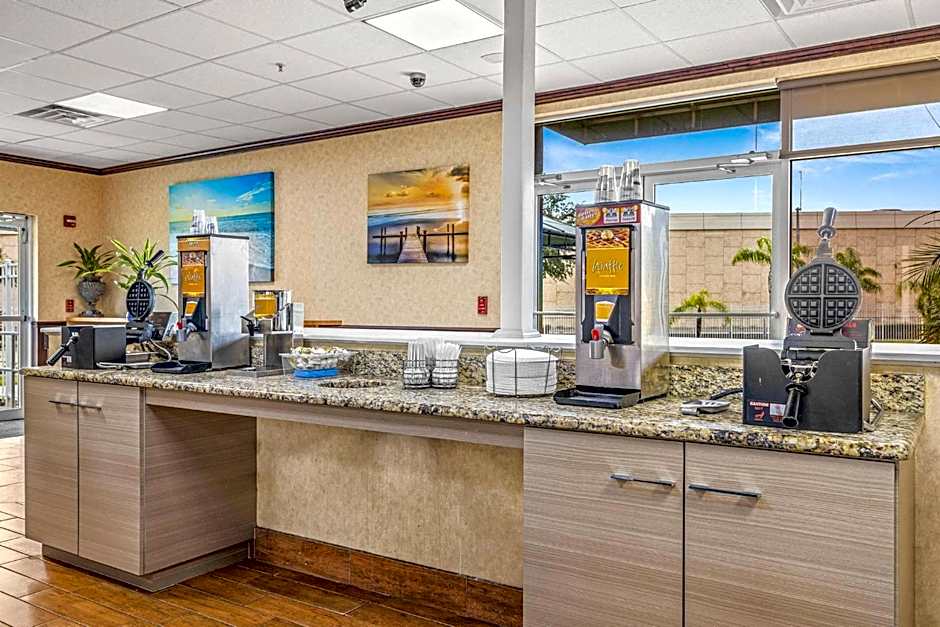Quality Inn & Suites Tampa near Fairgrounds and Casino