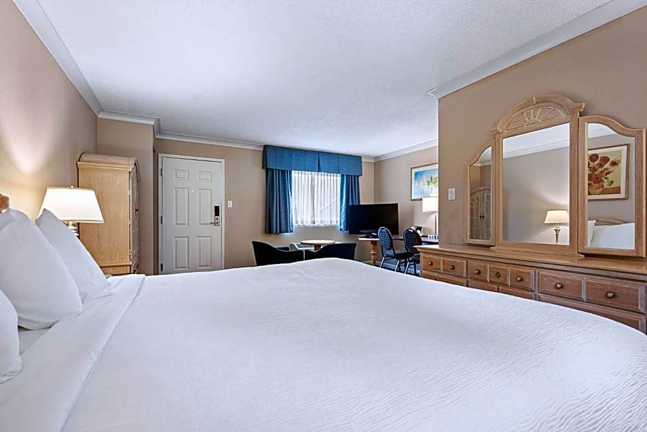 Glenwood Inn & Suites