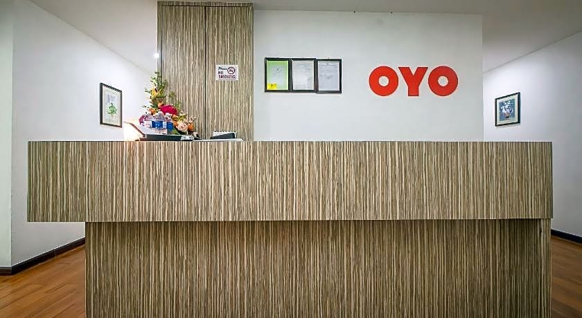 OYO 90102 7 Days Lodge