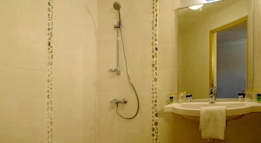 Kyriad Direct La Rochelle Aytré