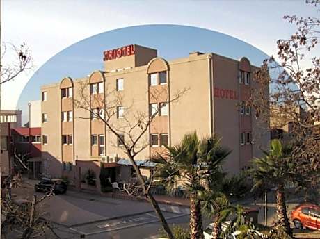Hotel Triotel