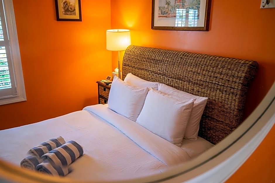 Duval Inn - Key West