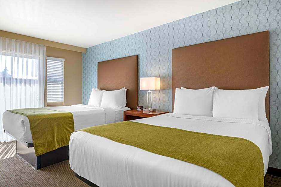 Best Western Plus Beach View Lodge