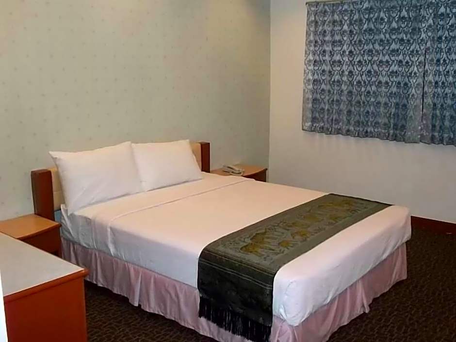 Merlin Grand Hotel