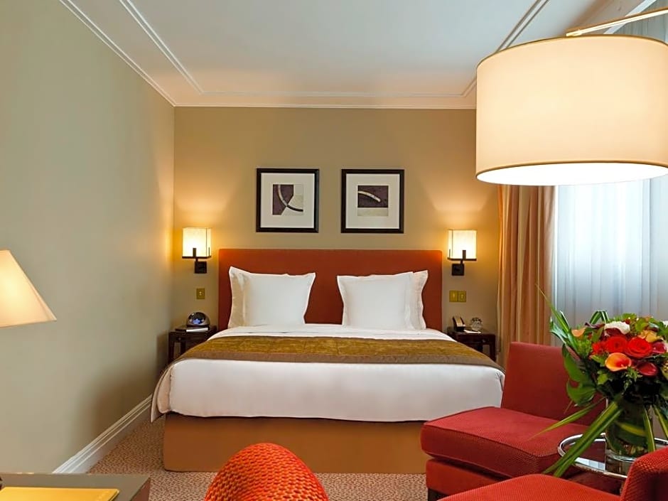 Warwick Paris (Former Warwick Champs-Elysees)