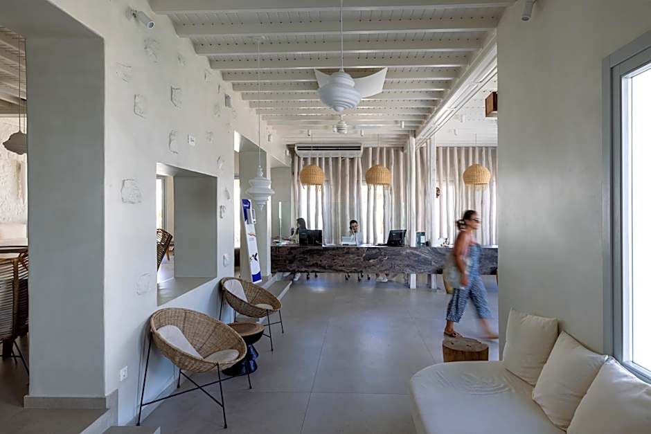 Poseidon Hotel Suites