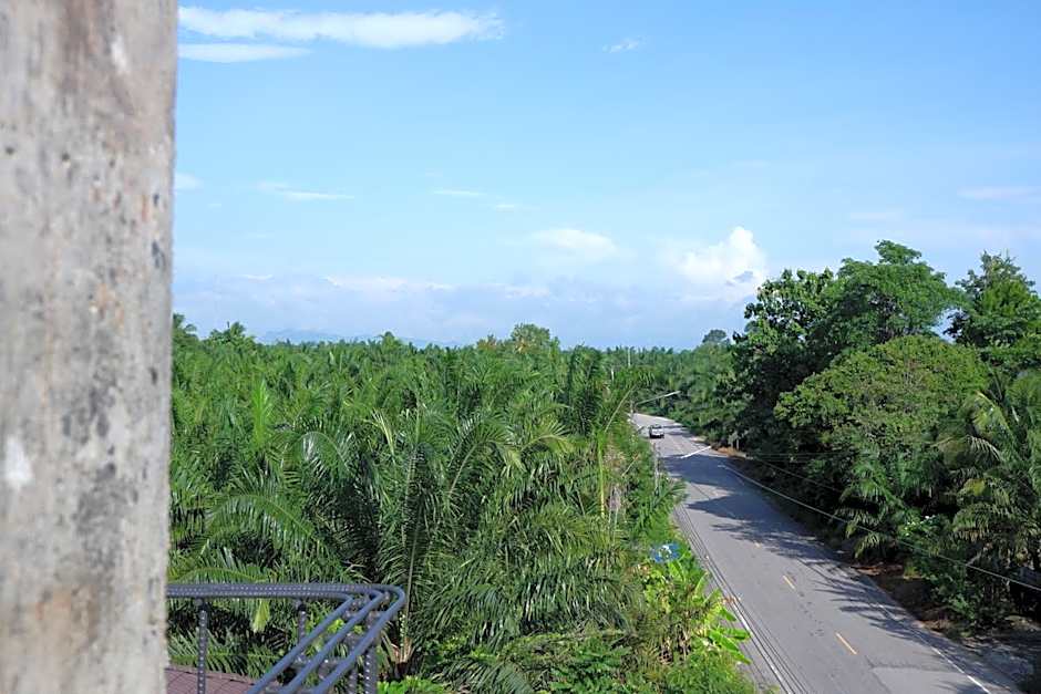 Black Elephant Boutique