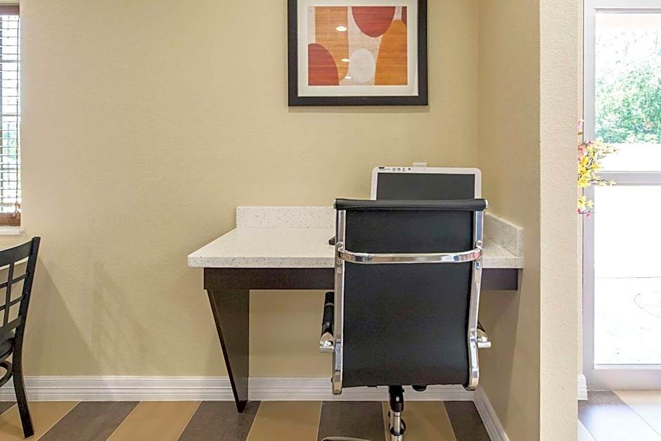 Scottish Inns & Suites Spring - Houston North