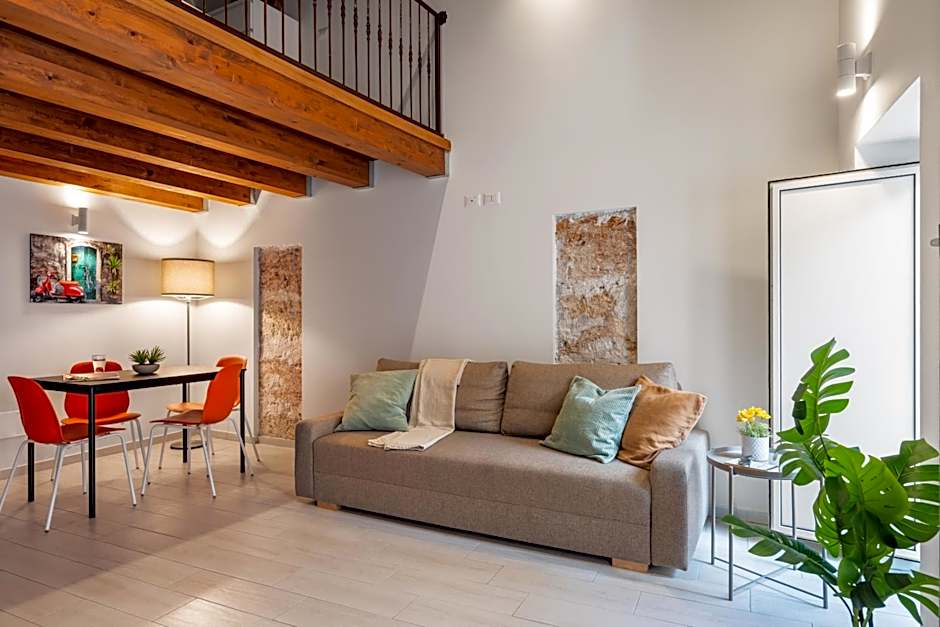 Open Sicily Homes - Near the Central Train Station