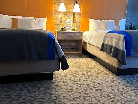 Superior Queen Room with Two Queen Beds