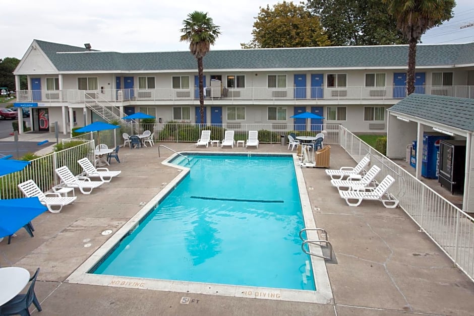 Motel 6-Sacramento, CA - Central