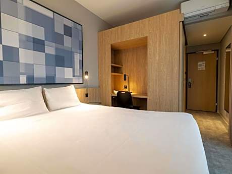 Superior Double Room with Balcony