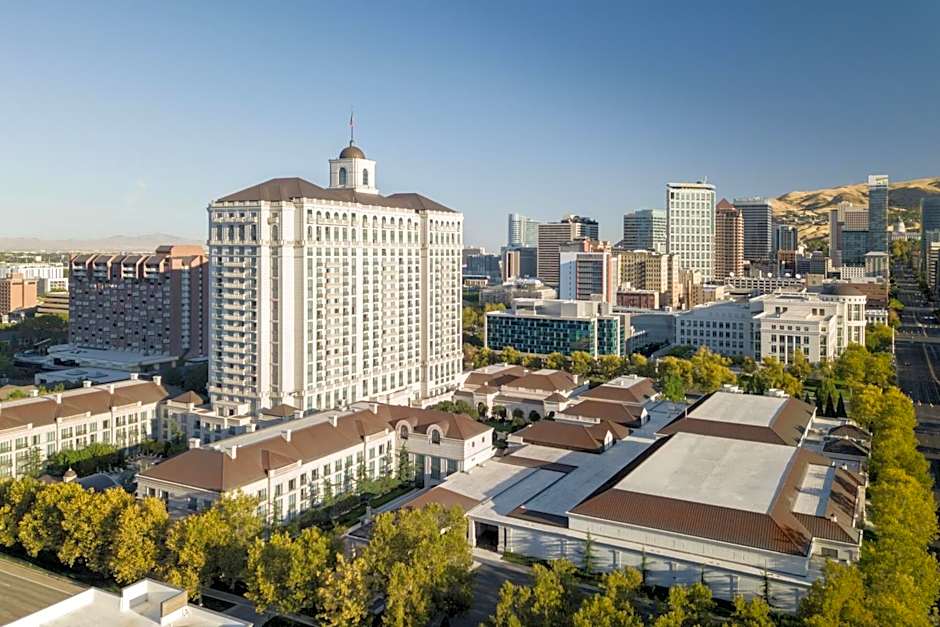 Grand America Hotel
