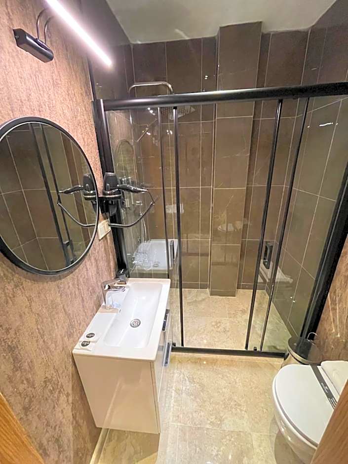 Weingart Seaside Hotel