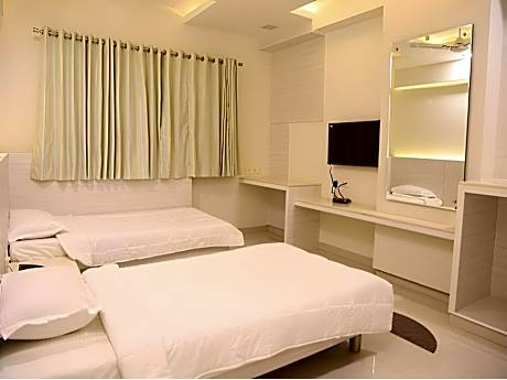 Hotel Somdeep Palace