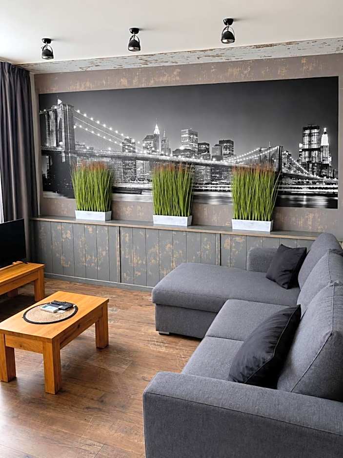 City Hotel