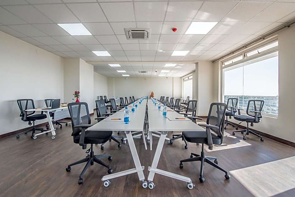 Glam Hotel Nairobi - Near Westgate Mall, Westlands