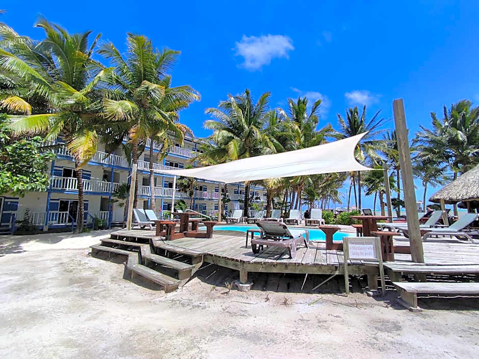 Zdjęcie 1 z 34 — Caribbean Villas Hotel