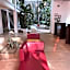 Now Hotel